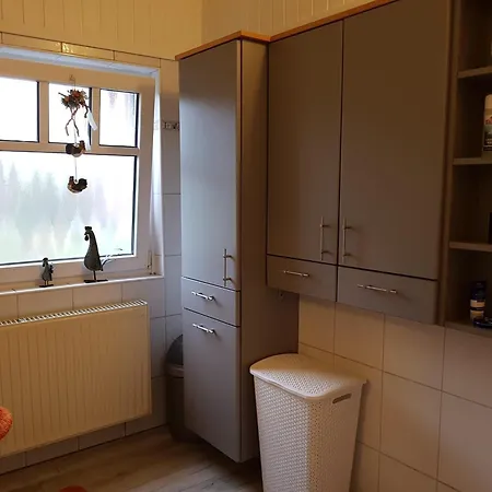 Omas Stübchen - Monteurwohnung Auf Dem Land * Niederdorla