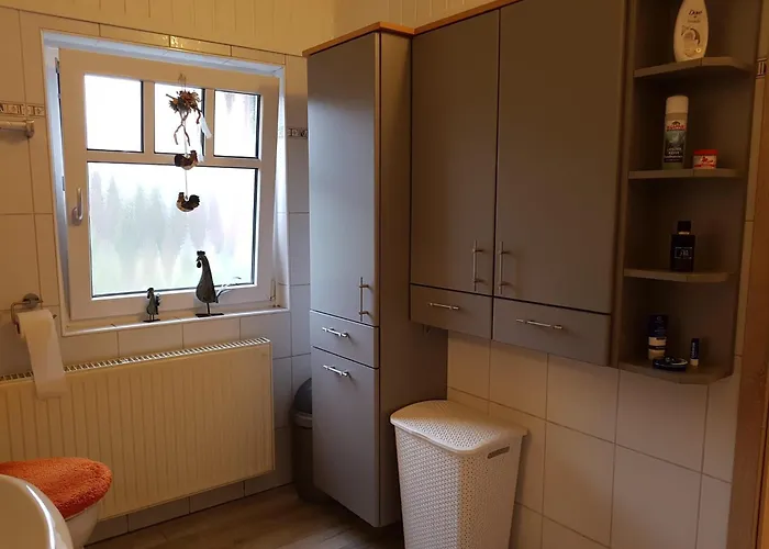 Omas Stübchen - Monteurwohnung Auf Dem Land * Niederdorla